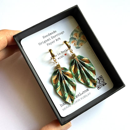 Origami-Ohrringe in Form von Herbstlaub: Handgefertigter Papierschmuck