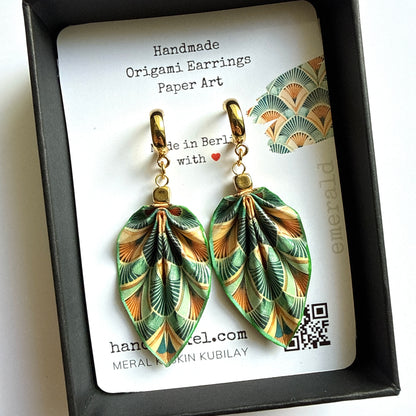 Origami-Ohrringe in Form von Herbstlaub: Handgefertigter Papierschmuck