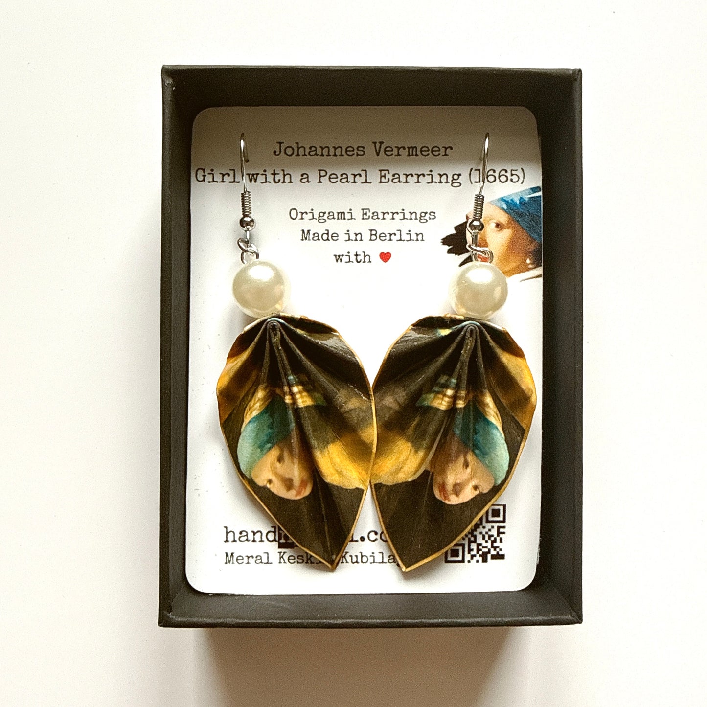 J. Vermeer - Girl with a Pearl Earring (1665) Origami Leaf Earrings: Handmade Paper Jewelry