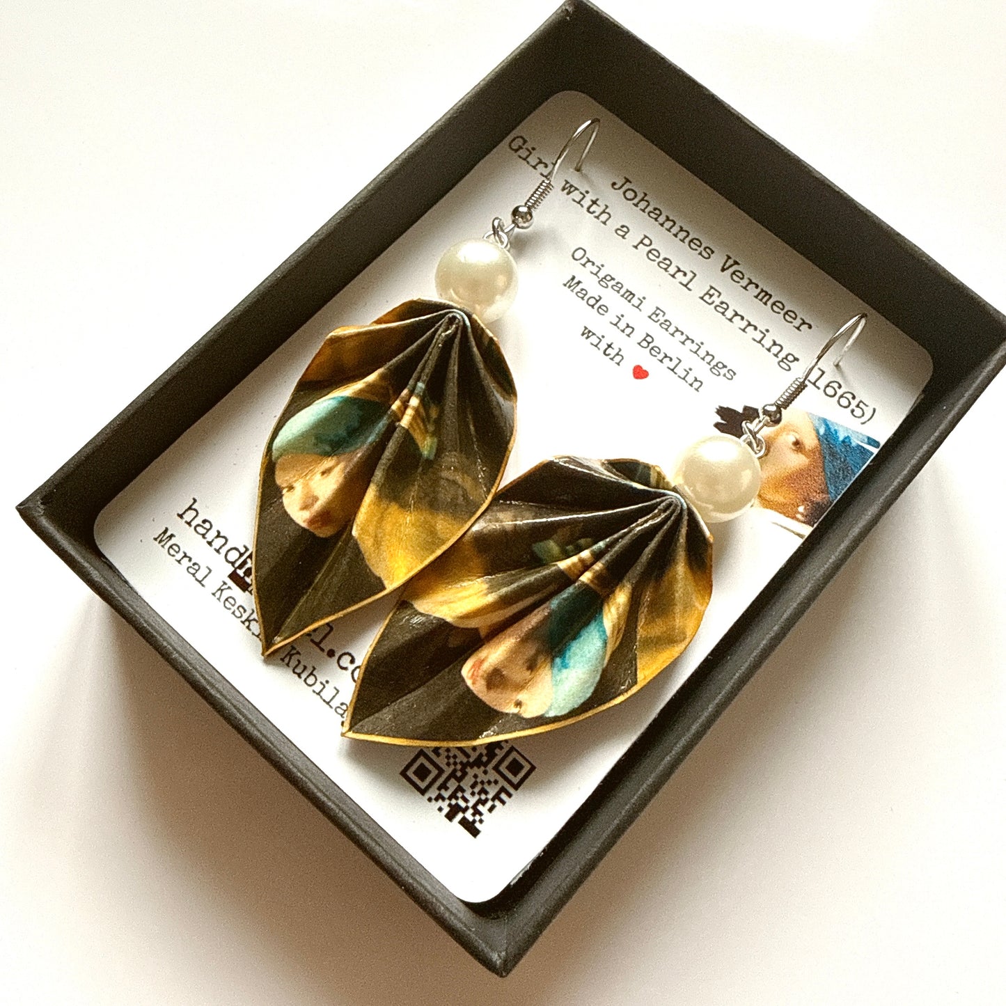 J. Vermeer - Girl with a Pearl Earring (1665) Origami Leaf Earrings: Handmade Paper Jewelry