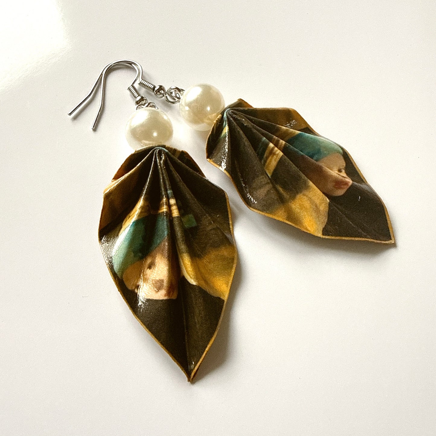 J. Vermeer - Girl with a Pearl Earring (1665) Origami Leaf Earrings: Handmade Paper Jewelry