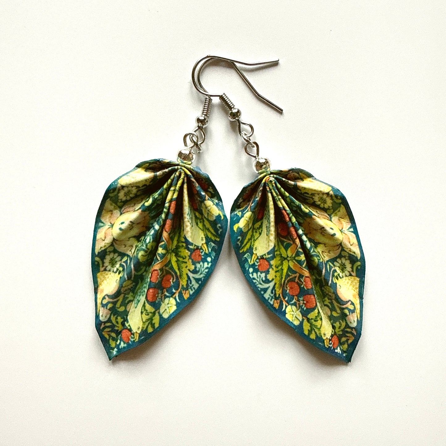 W.Morris Strawberry Thief (1883) - Origami Leaf Earrings