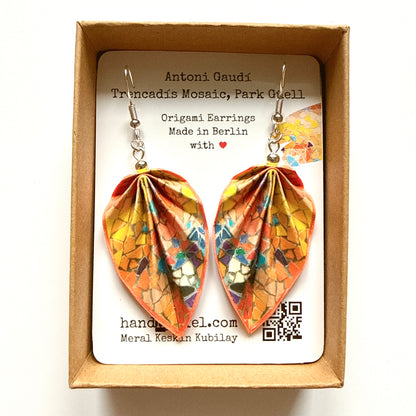 Origami-Ohrringe in Form von Herbstlaub: Handgefertigter Papierschmuck