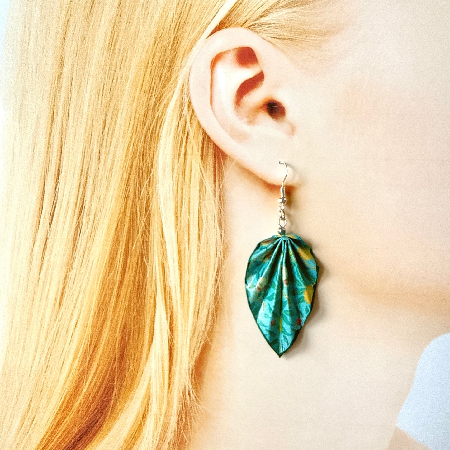 Boucles d'oreilles Feuille d'Origami : Bijoux en papier faits main