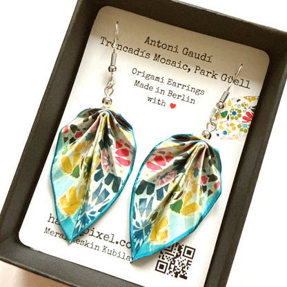 Origami-Ohrringe in Form von Herbstlaub: Handgefertigter Papierschmuck