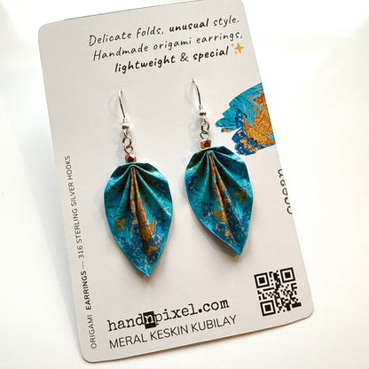 Origami-Ohrringe in Form von Herbstlaub: Handgefertigter Papierschmuck