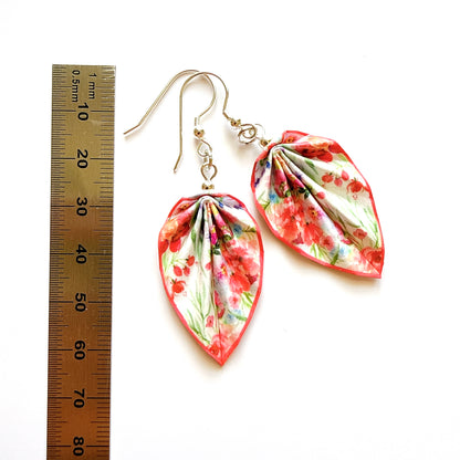Origami-Ohrringe Orange – Leichter, handgefertigter Papierschmuck