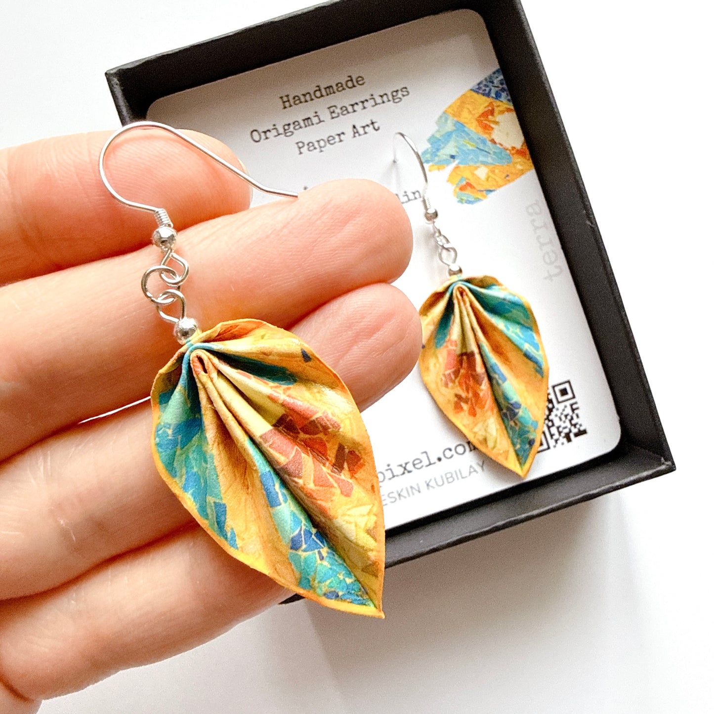 Gaudí Inspired Mosaic Origami Leaf Earrings Terra – Handmade Lightweight Paper Jewelry