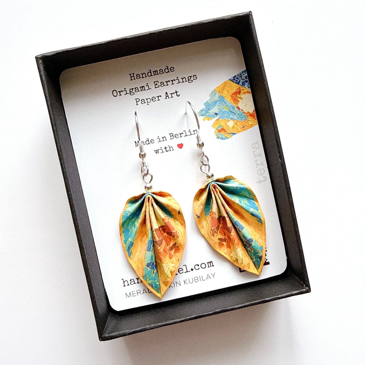 Gaudí Inspired Mosaic Origami Leaf Earrings Terra – Handmade Lightweight Paper Jewelry