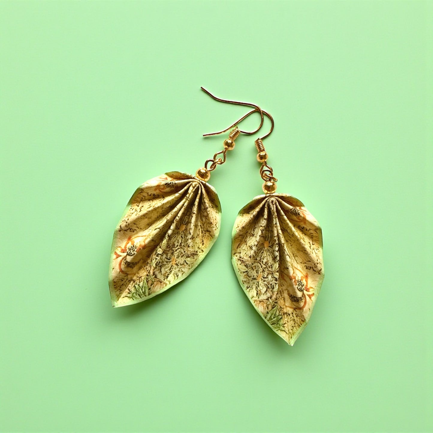 Boucles d'oreilles Feuille d'Origami : Bijoux en papier faits main