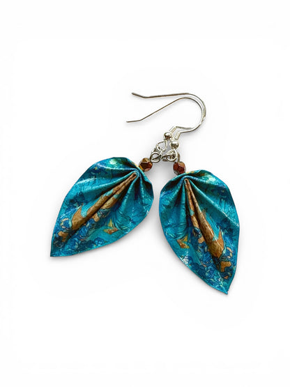 Origami-Ohrringe in Form von Herbstlaub: Handgefertigter Papierschmuck